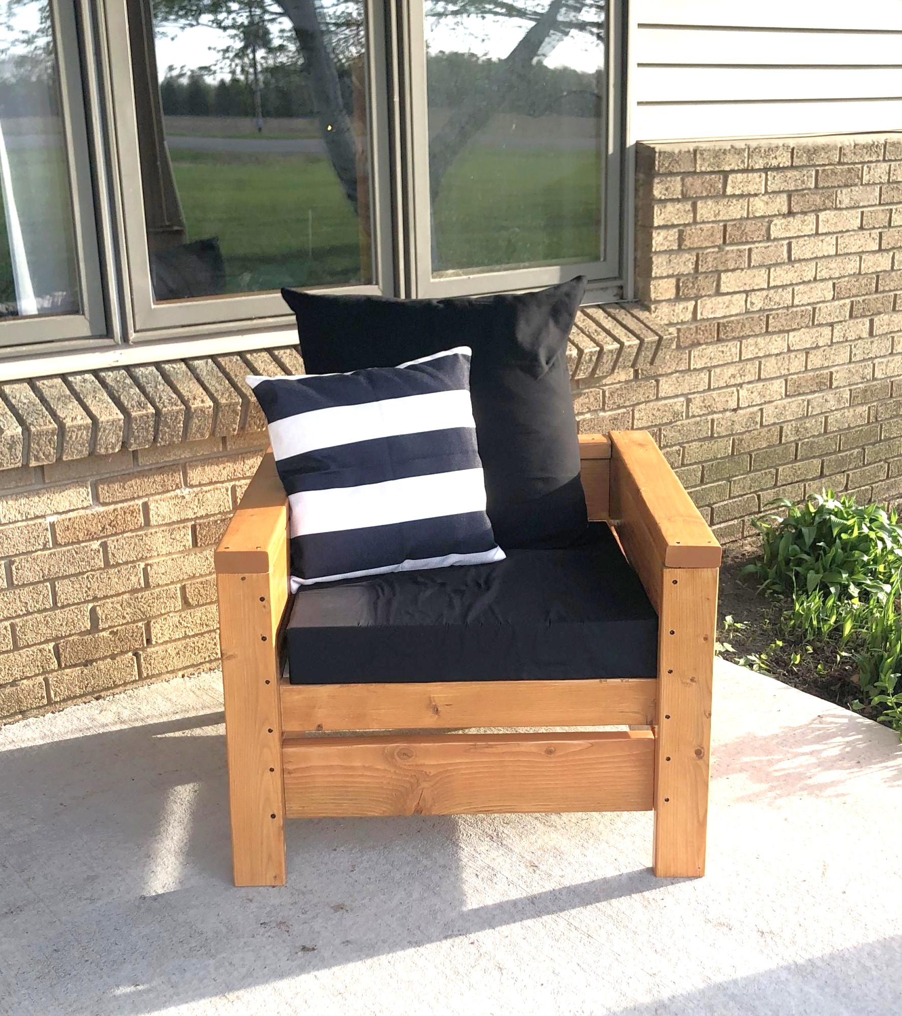 Modern Outdoor Chair Ana White